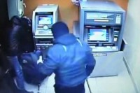 Policija uhapsila razbojnike koji su iz bankomata ukrali veću sumu novca