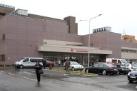 Јединствен подвиг љекара УКЦ-a РС: Сложеном операцијом спасили и мајку и бебу