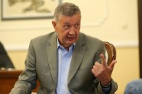 Nebojša Radmanović: Uzdržani su ravnopravni onima koji su za ili protiv