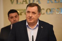 Dodik: Ključna odgovornost pojedinca, potrebna podrška medicinskim radnicima