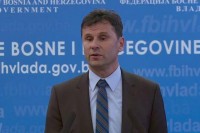 Novalić: Prioritet ljudi, pa ekonomija