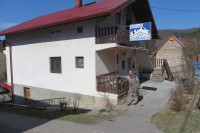 Масовна подршка Рогатичанину Зорану Ј. Косорићу: Солидарношћу обновљена кућа