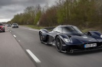 Звијер пуштена из кавеза: Aston Martin Valkyrie