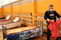 Opštine u Srpskoj preduzimaju mjere u borbi protiv virusa korona: Niču karantini, pomoć za najugroženije