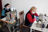 Двије кројачице дневно шију 150 заштитних маски