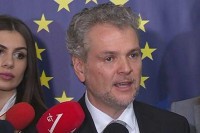 Potpisan sporazum za prvi dio pomoći EU: U toku nabavka 80 respiratora i  više hiljada testova