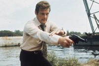 Ukradeni vrijedni pištolji iz filmova o Džejmsu Bondu