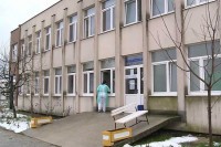 Oporavilo se troje zaraženih, među njima i konjički sveštenik