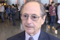 Nobelovac Majkl Levit: Virus korona usporava, uskoro vijesti o smirivanju stanja
