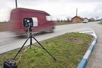 У априлу брзину контролише савремени радар