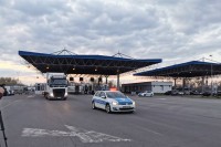 Prvi kontingent pomoći za Srpsku prešao na graničnom prelazu Rača
