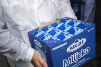 MEGGLE BiH уз здравствене хероје и пацијенте: Донација млијечних производа у вриједности 100.000КМ