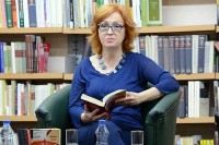 Arsić: Čeznućemo za dodirom i poljupcem