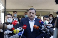 Dodik: Epidemija će nanijeti gubitke od 750 do 800 miliona KM, vanrednim stanjem brže će biti sanirane posljedice