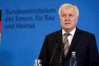 Njemački ministar unutrašnjih poslova želi proširiti striktne kontrole na granice