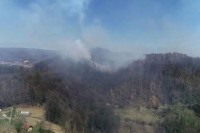 Vatra se poslije podne ponovo rasplamsala iznad Tuzle