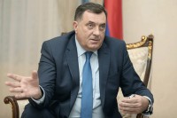Dodik: Moramo ostati disciplinovani, ako bude trebalo, uvešćemo policijski čas od 24 sata