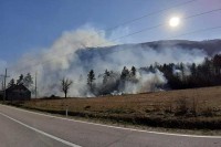 Глигић: Потребан хеликоптер за гашење ватре на Уништима