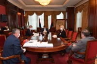 Ublažavanje mjera moglo bi biti razmotreno početkom maja, uskoro drugi kontigent pomoći iz Srbije