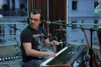 Aca Lukas drži koncert za komšije i svijet