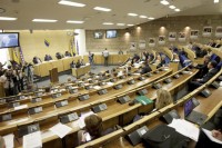 Čampara: Smanjiti primanja i delegatima u Domu naroda