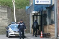 Šekovići: Dva lica iz živinica zatečena u krađi drvnih sortimenata
