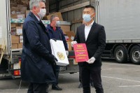 Брчко: Стигло 4,5 тоне заштитне медицинске опреме из Кине