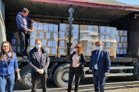 У Дрвар, Гламоч и Босанско Грахово достављено 300 пакета помоћи повратницима