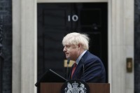 Boris Džonson u prvom obraćanju nakon oporavka zahvalio građanima na poštovanju mjera