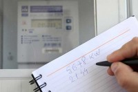 “Eлектродистрибуција” : Потрошачи од сутра до 2. маја сами очитају бројила и доставе податке