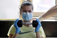 Srbija: Na rekreaciju pod maskom i sa rukavicama