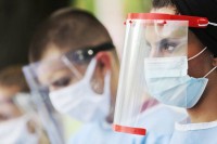 Студенти медицине едукују становништво о заштити од вируса корона