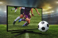 Suprotstavljeni stavovi čelnika UEFA i FIFA: Da li je novac preči od zdravlja?