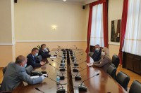 Pojačati kontrolu zabrane okupljanja i nošenja zaštitne opreme