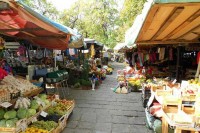 Пад мартовске продаје на зеленим пијацама