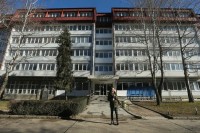 Umjesto u karantinu, oboljeli bez simptoma virusa biće pod nadzorom