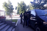 Predložen pritvor za inspektora Poreske uprave osumnjičenog da je primio mito
