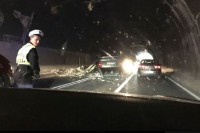 Sudar automobila i traktora u tunelu Bradina, troje lakše povrijeđeno