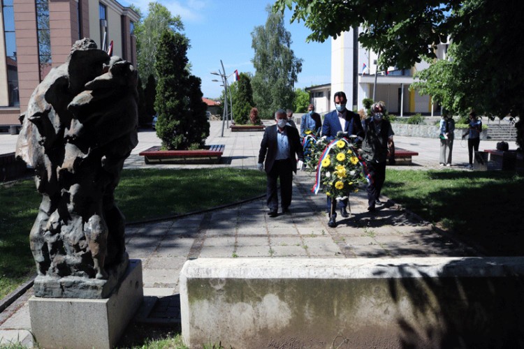Dan pobjede nad fašizmom obilježen je danas širom Republike Srpske.