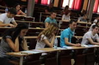 Дипломци неће изгубити годину