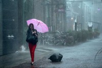 Метеоаларм: Сутра наранџасто и жуто упозорење због обилних падавина