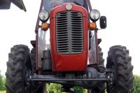 Mladića pregazio traktor kod Dervente