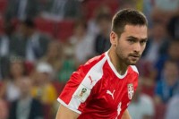 Navijači kamenovali fudbalere Benfike, povrijeđen Andrija Živković