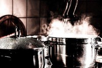 Italija: Žena tokom operacije mozga kuvala