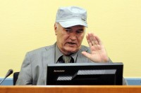 Odbrana traži premještanje generala Mladića u bolnicu u Hagu
