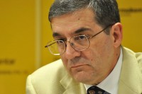 Srđa Trifković, politički analitičar  o pozadini protesta u SAD: “Duboka država” radi Trampu o glavi