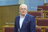 Mandić uspješno operisan