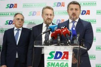 SDA: Migrantska kriza pokušaće da se iskoristi za specijalni rat protiv Bošnjaka