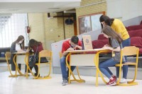 Почео упис у средње школе у Српској за ученике који имају 60 и више бодова