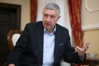 Radmanović: Imenovanje ministra bezbjednosti iskoristiti za rješavanje brojnih problema